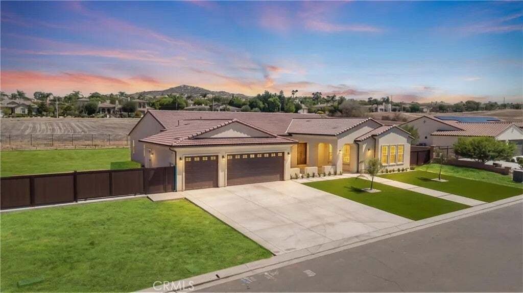 Condo in Riverside, California, United States 3 - 18651036