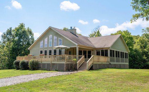 House in Lake Monticello, Virginia, United States 1