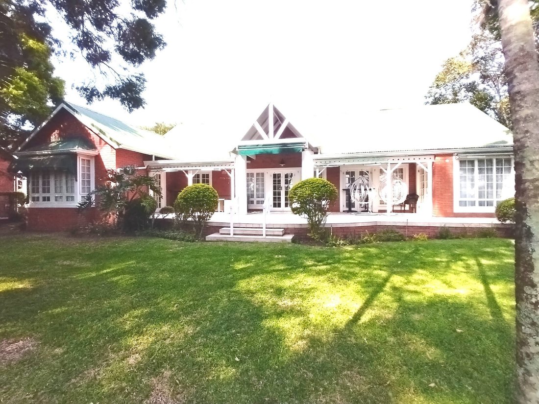 Haus in Mount Edgecombe Country Estate 2, KwaZulu-Natal, Südafrika 1 - 18874741