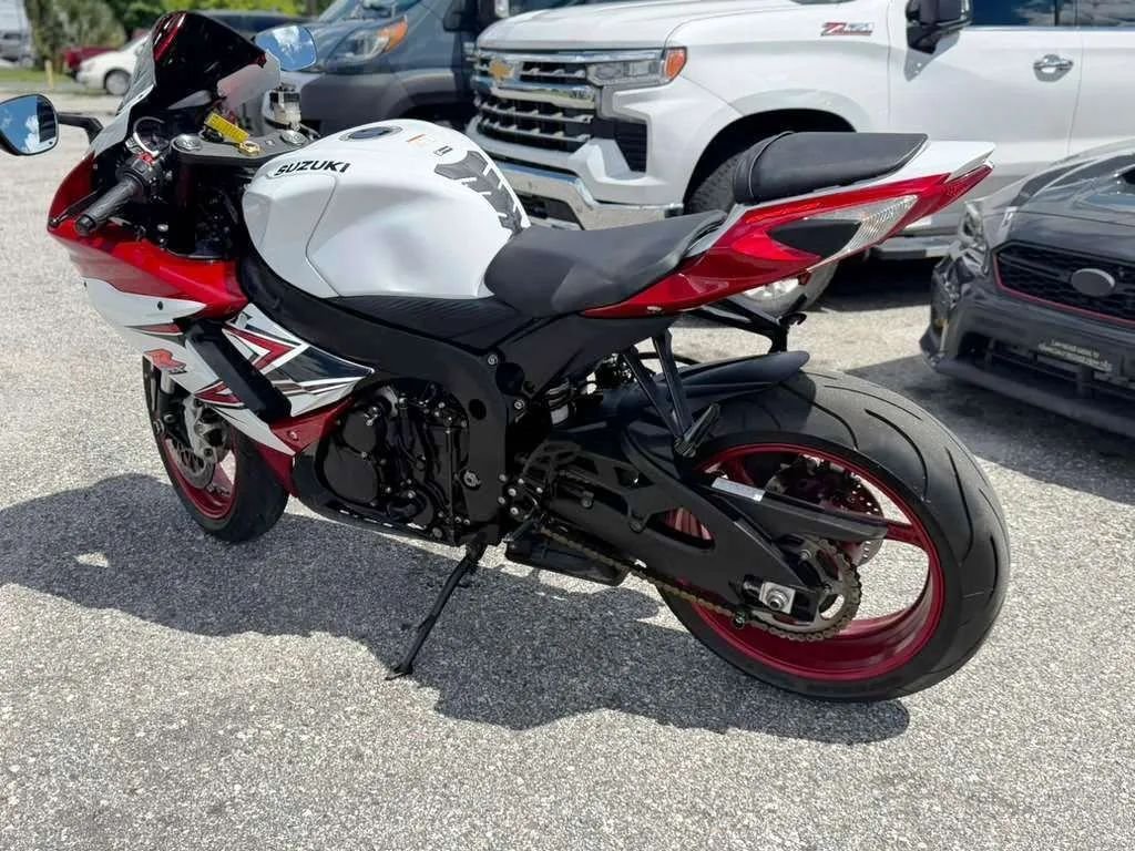Kissimmee, FL, United States 5 - 18875448