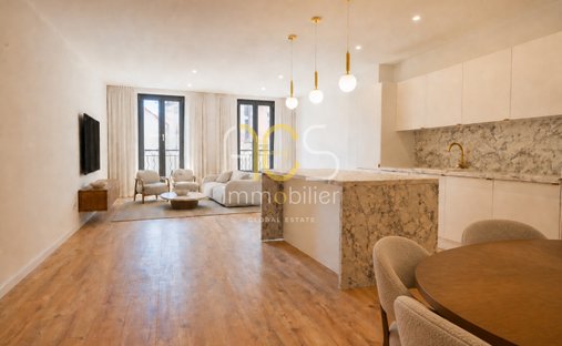 Appartamento a Iscles, Saint-Raphaël, Francia 1