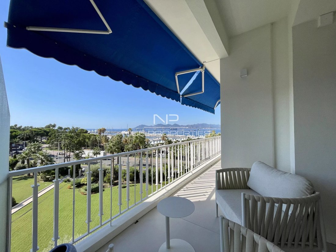 Apartment in Cannes, Provence-Alpes-Côte d'Azur, France 2 - 18874947