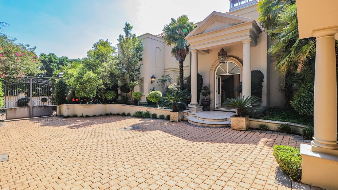 Country House in Sandhurst, Sandton, South Africa 2 - 18875752