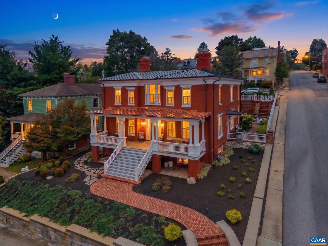 House in Staunton, Virginia, United States 1 - 18873207