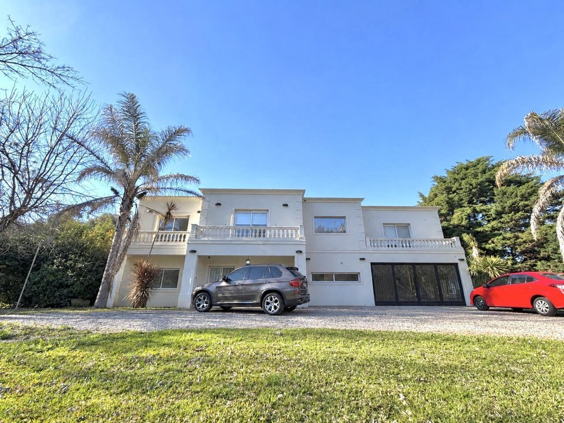 House in La Lonja, Buenos Aires Province, Argentina 1 - 18870512