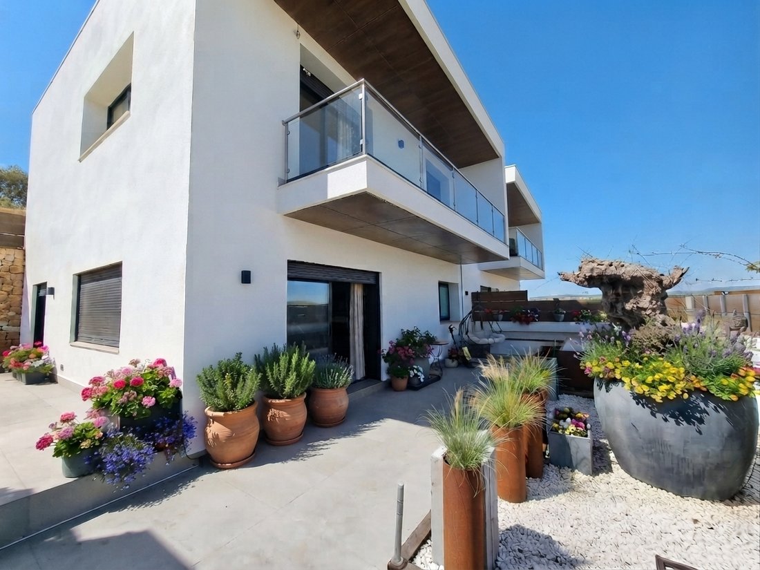 Townhouse en Nuestra Señora de Jesús, Santa Eulalia del Río, Islas Baleares 2 - 18871657