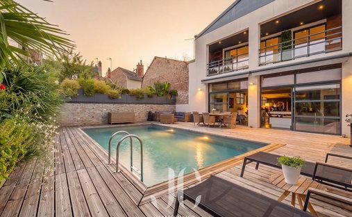 Haus in Moulins, Auvergne-Rhone-Alpen, Frankreich 1