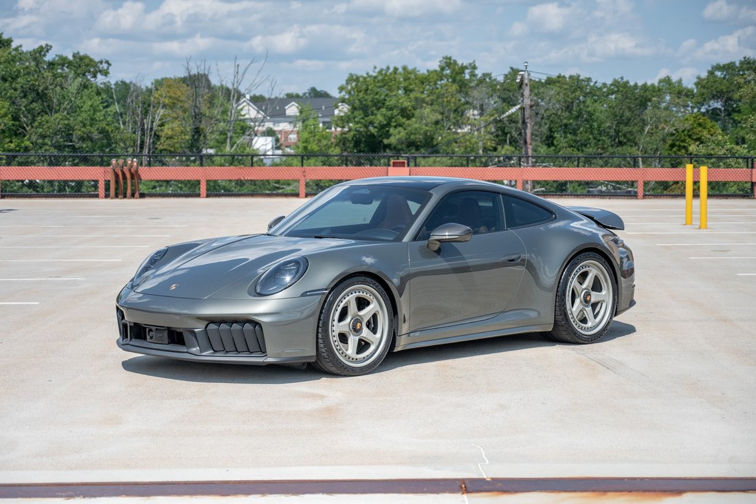 Coupe in Newton, MA, United States 1 - 18870435