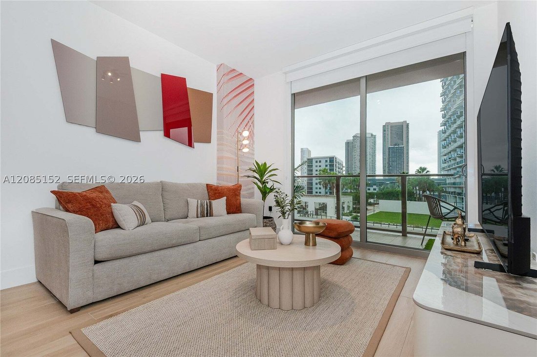 Condo in Miami, Florida, United States 4 - 18870701