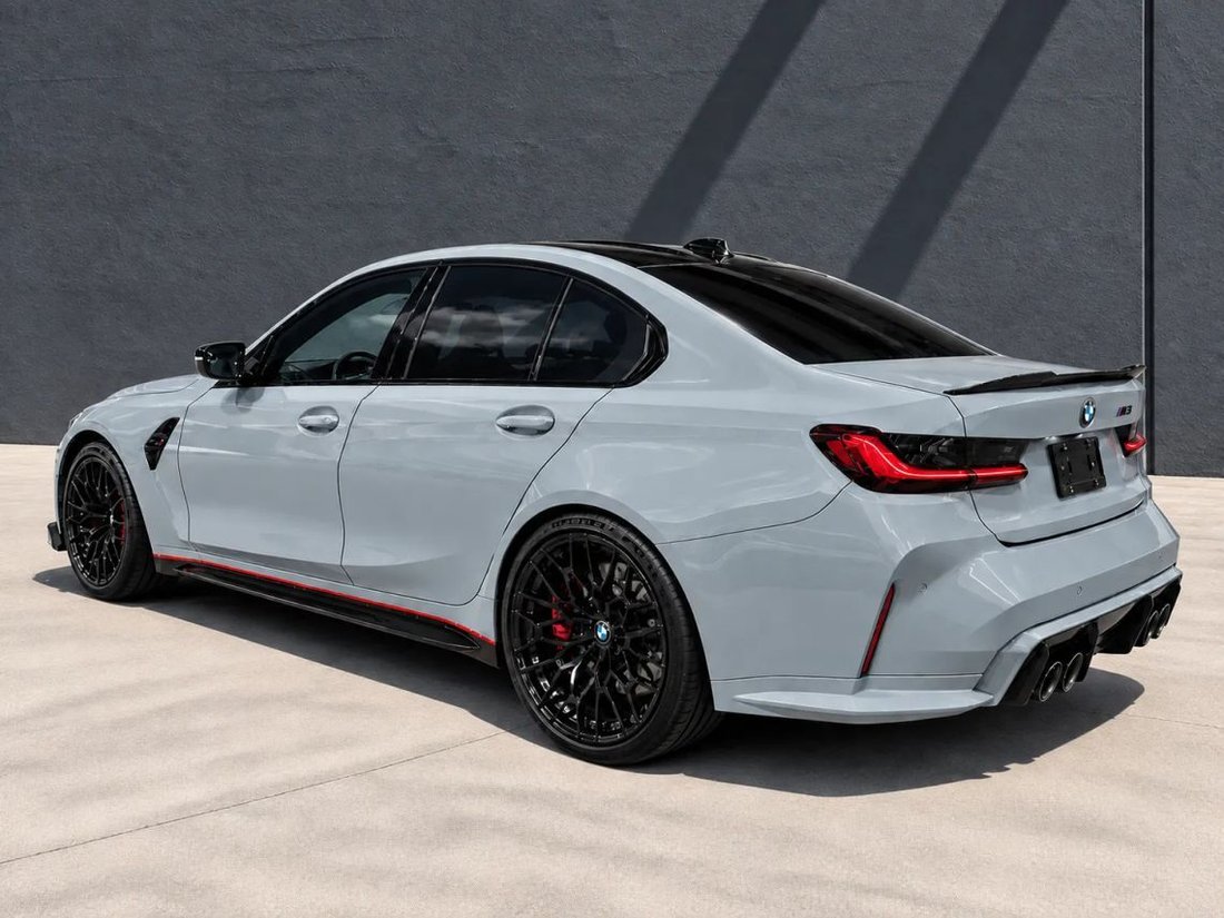 Sedan in Hollywood, FL, United States 5 - 18875685