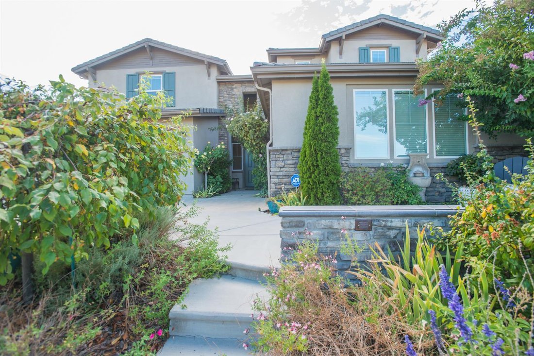 House in Elk Grove, California, United States 2 - 18874292