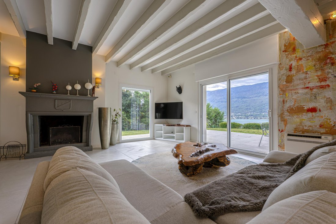Villa in Tresserve, Auvergne-Rhône-Alpes, France 3 - 18874971