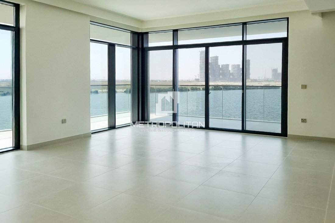 Apartment in Dubai Creek Harbour, Dubai, United Arab Emirates 2 - 17908193
