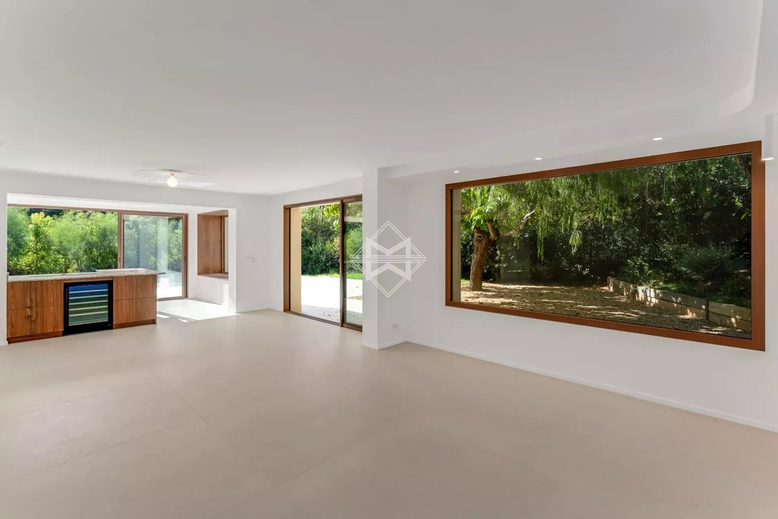 Villa en La Croix-Valmer, Provenza-Alpes-Costa Azul, Francia 4 - 18872527