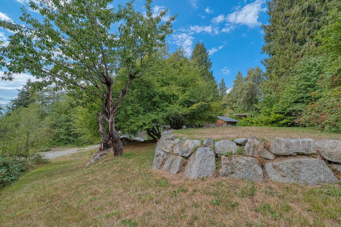 House in Sechelt, British Columbia, Canada 3 - 18874727