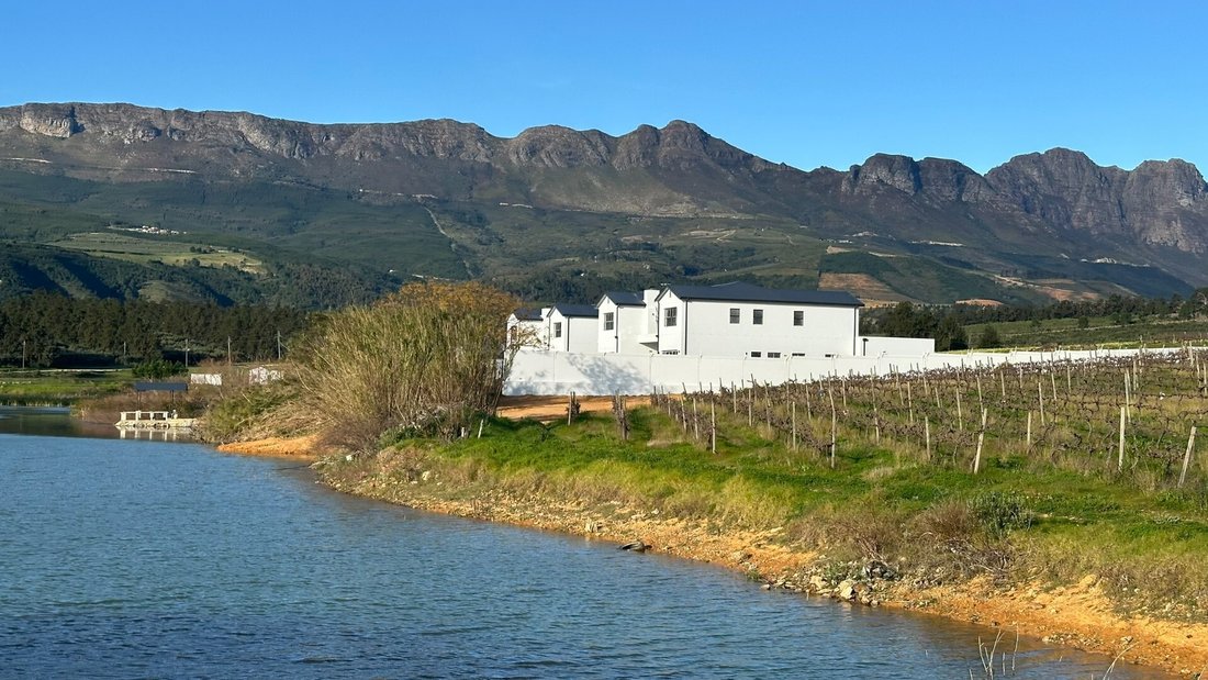 Villa in Drakenstein Gemeinde, Westkap, Südafrika 2 - 18874752
