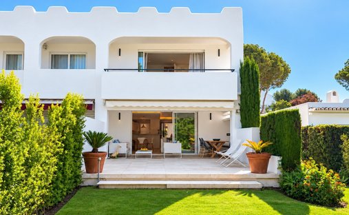 Townhouse en Nueva Andalucía, Marbella, España 1