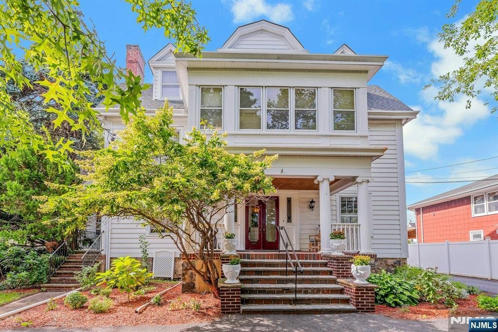 Kearny, New Jersey, United States 1 - 18870514