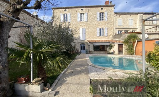 Haus in Montcuq-en-Quercy-Blanc, Okzitanien, Frankreich 1