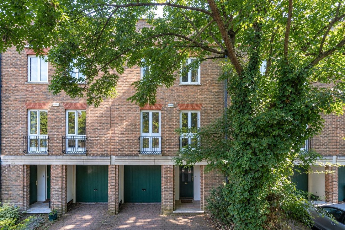 House in Twickenham, Richmond Upon Thames, England 1 - 18873628