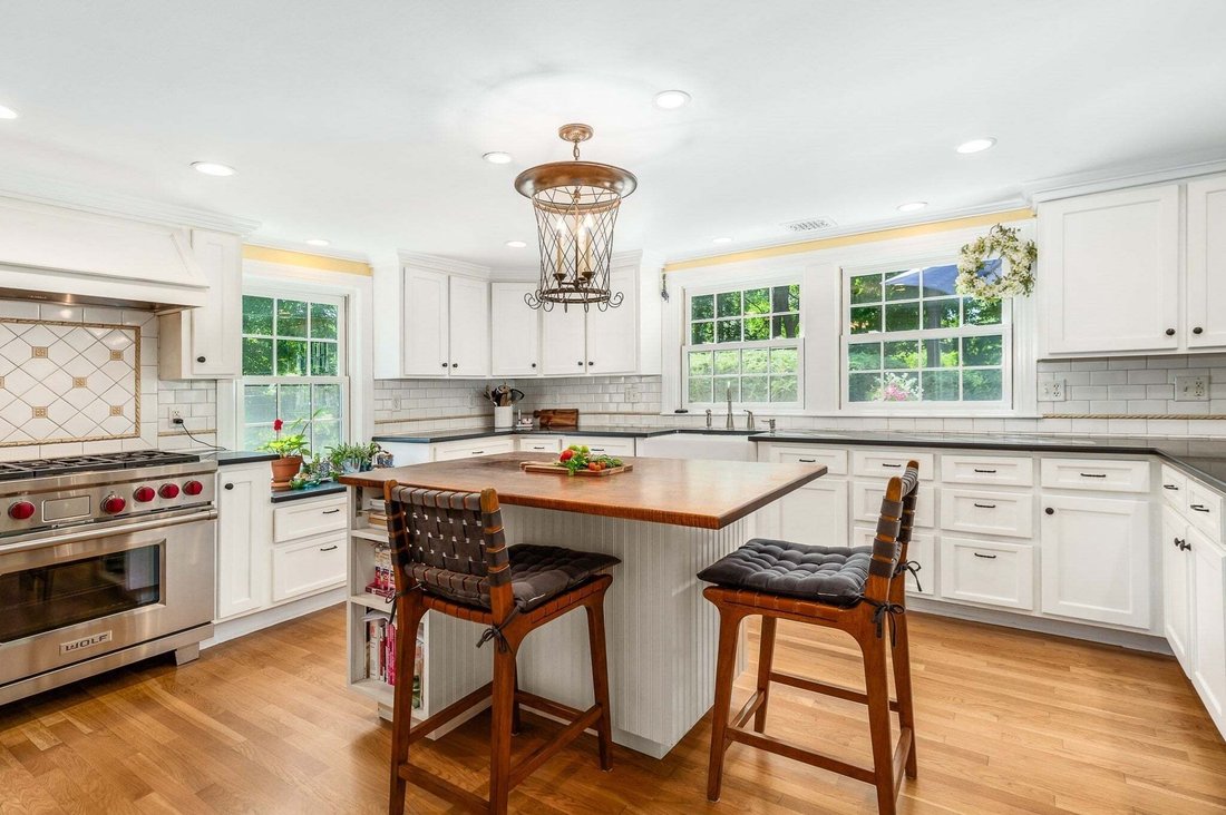 House in Wenham, Massachusetts, United States 3 - 18874855