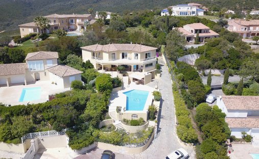 Villa à Les Issambres, Roquebrune-sur-Argens, France 1