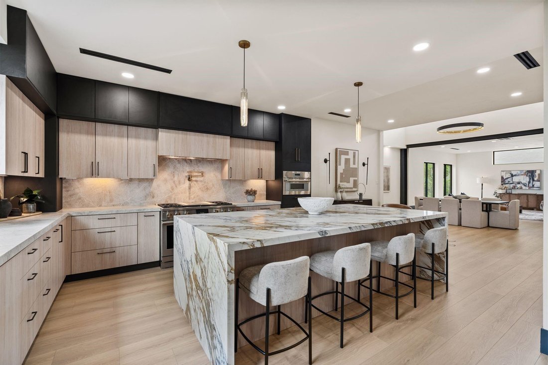 House in Houston, Texas, United States 3 - 18871407
