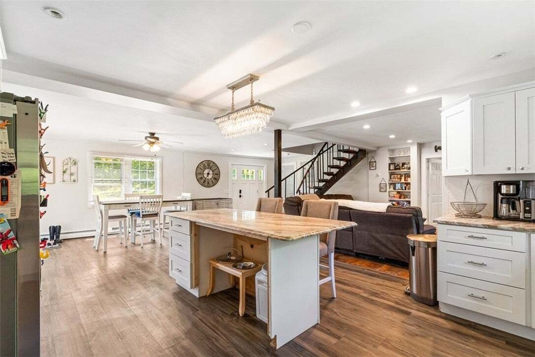 House in Lincoln, Rhode Island, United States 5 - 18873756