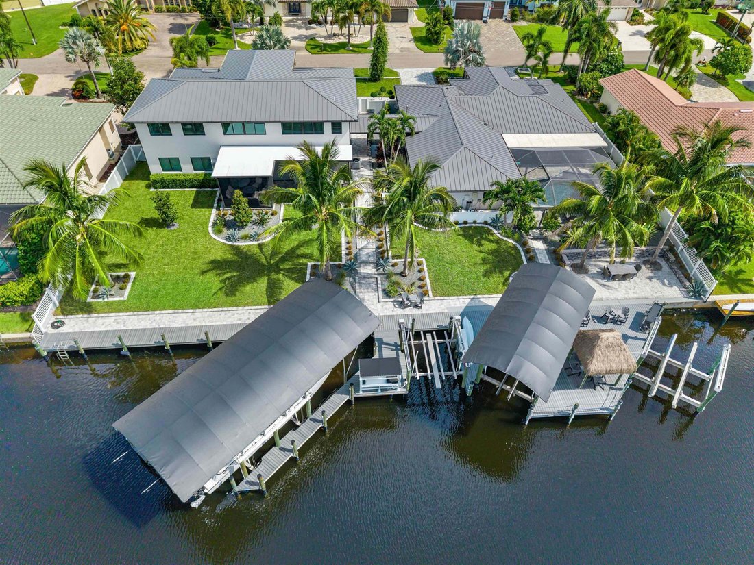 Maison à Cape Coral, Floride, États-Unis 2 - 18870533