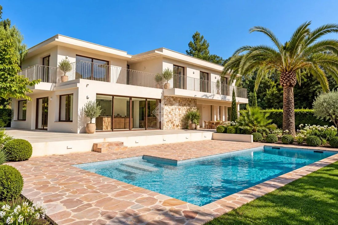 Villa en La Croix-Valmer, Provenza-Alpes-Costa Azul, Francia 2 - 18872527