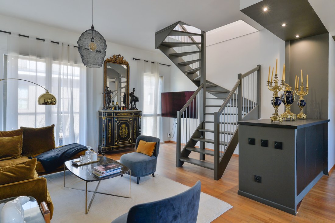 Penthouse in Perralière, Lyon, Auvergne-Rhone-Alpen 2 - 18872414