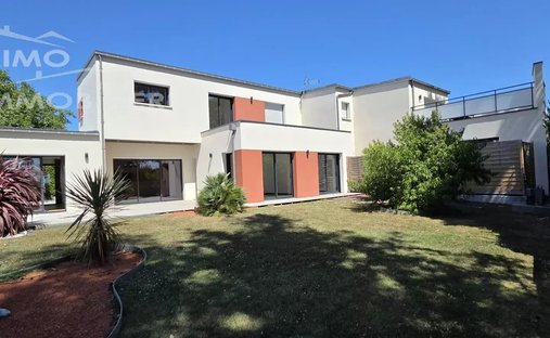 House in Maurepas-Patton, Rennes, France 1