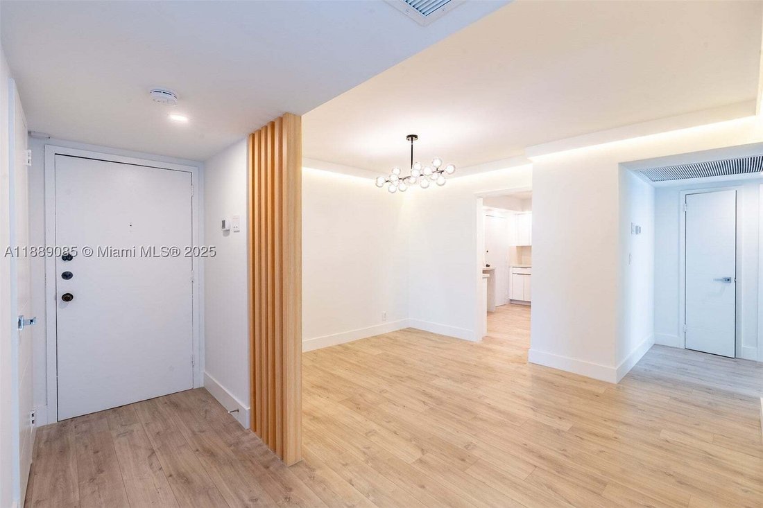 Condo in Hallandale Beach, Florida, United States 2 - 17203176