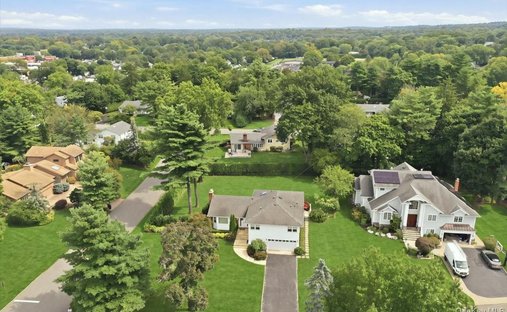 House in East Hills, New York, United States 1