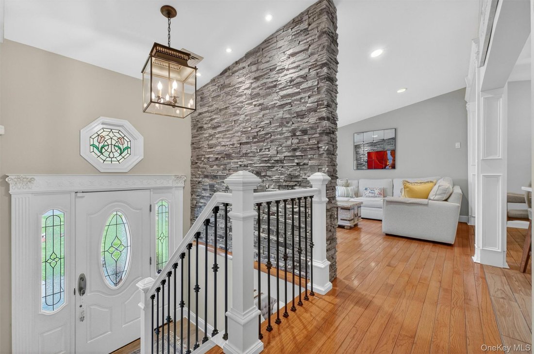 House in Spackenkill, New York, United States 3 - 18142363