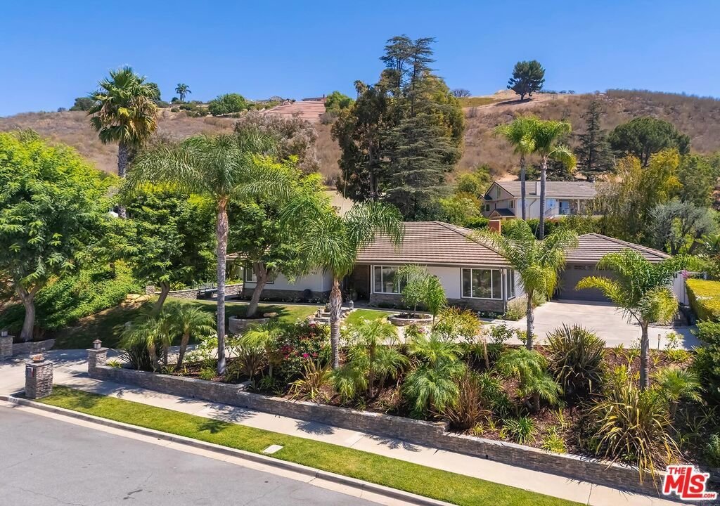 House in Thousand Oaks, California, United States 1 - 18873505
