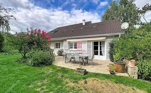Villa in Peripherie, Le Perray-en-Yvelines, France 1