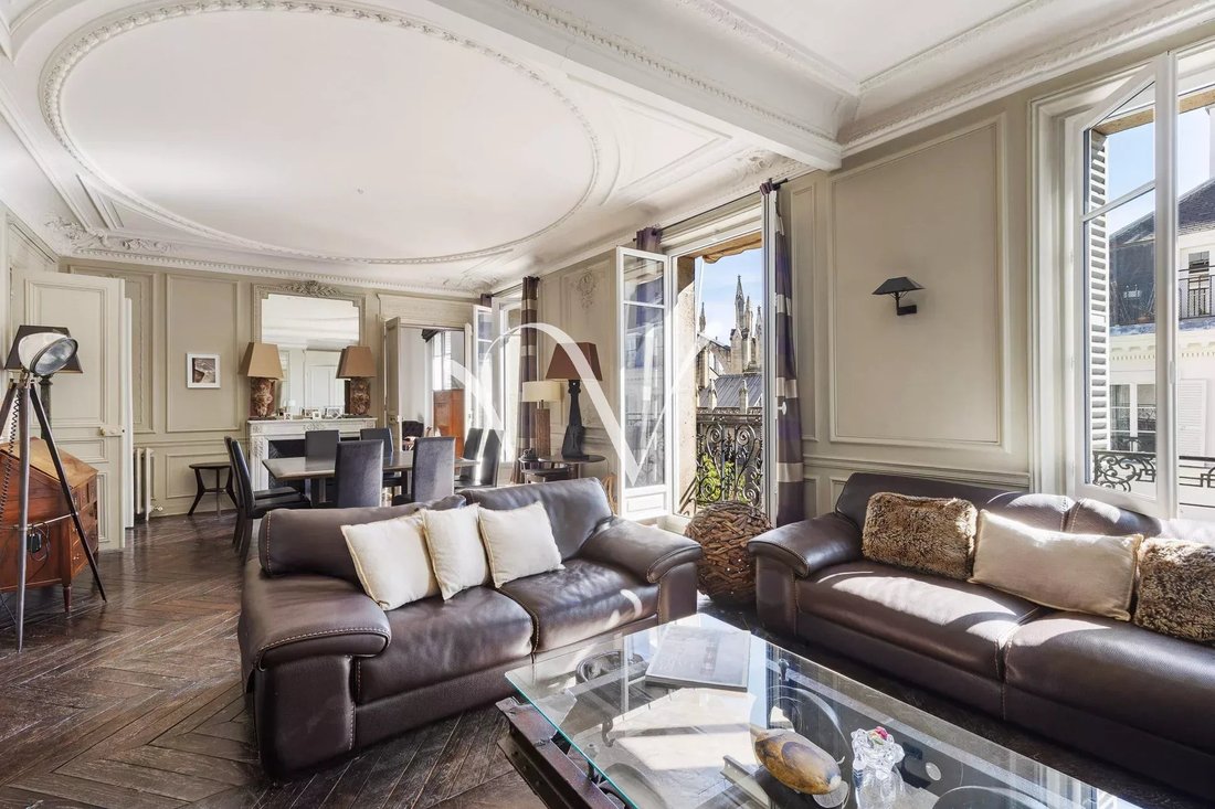 Apartment in Invalides, Paris 7e Arrondissement, Paris 2 - 18872347