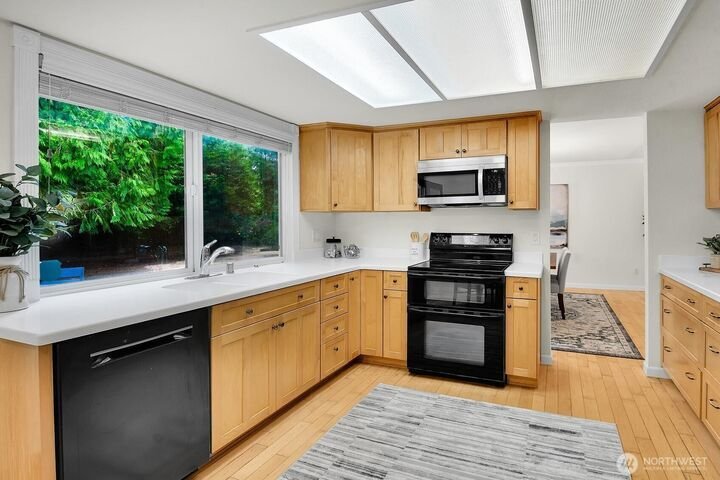 House in Bellevue, Washington, United States 4 - 18876964