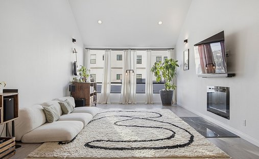 Condo in Los Angeles, California, United States 1