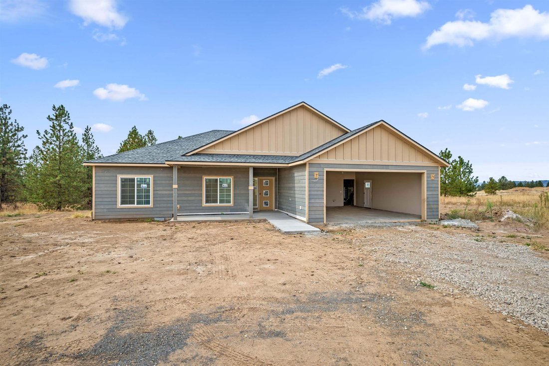 House in Nine Mile Falls, Washington, United States 1 - 18876351