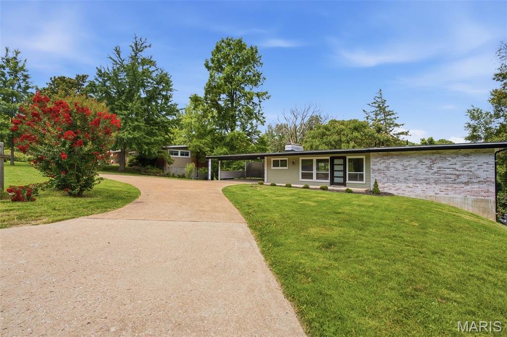 House in Kirkwood, Missouri, United States 1 - 18876631