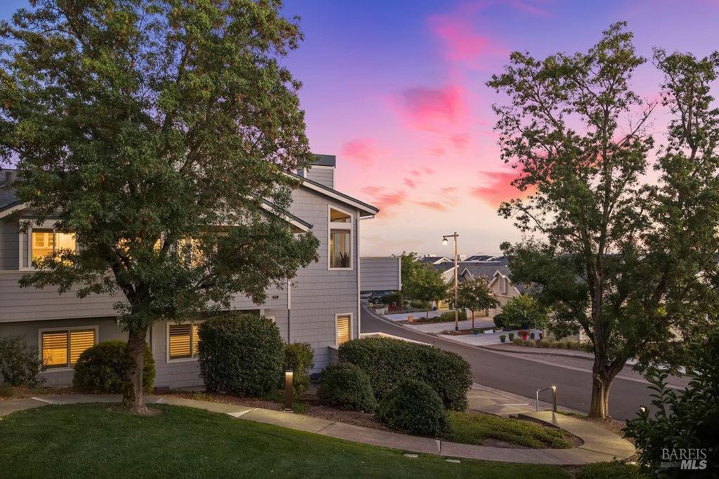 Condominio a Santa Rosa, California, Stati Uniti 1 - 18876255