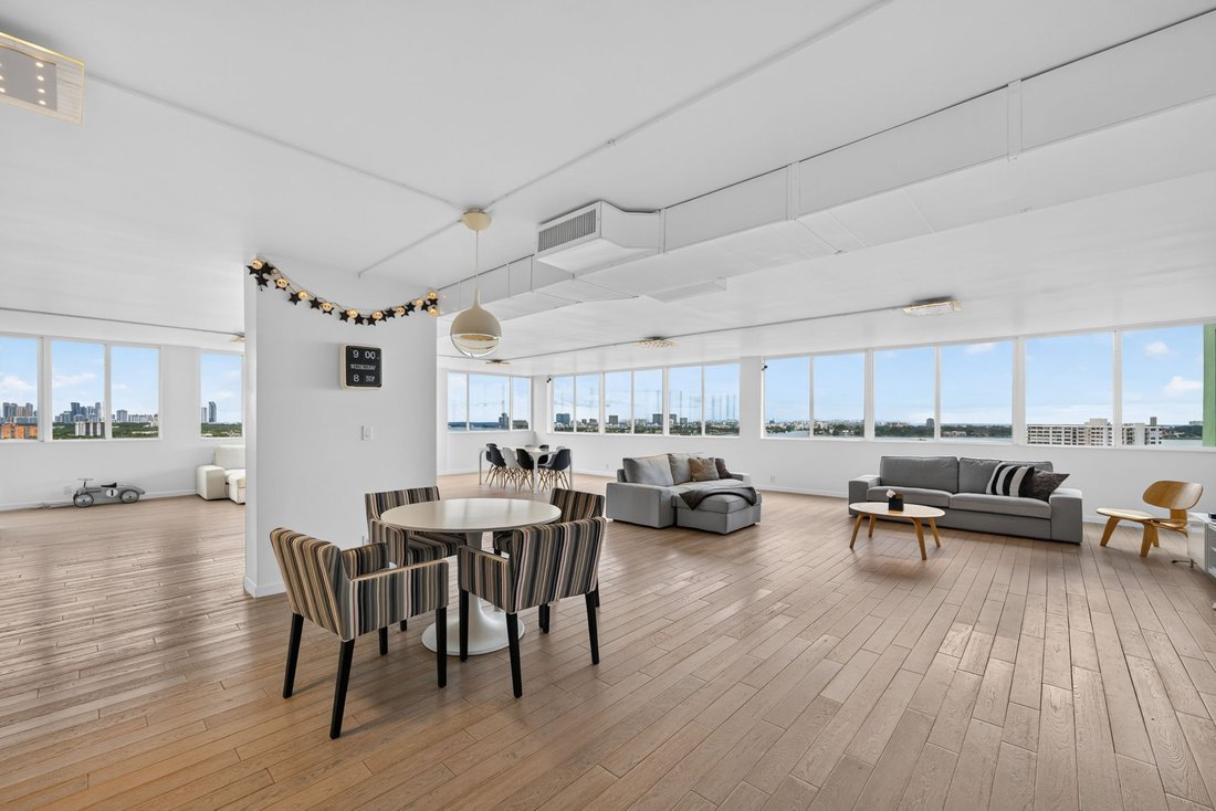 Condominio en North Miami Beach, Florida, Estados Unidos 1 - 18876265