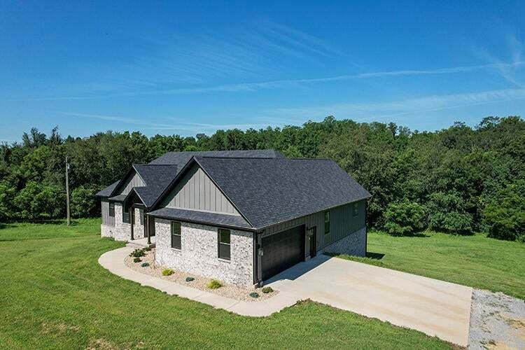 House in Lancaster, Kentucky, United States 3 - 18876335