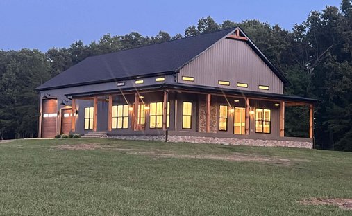 House in Jamestown, Tennessee, United States 1