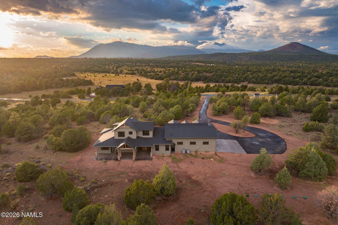 House in Flagstaff, Arizona, United States 2 - 18876440