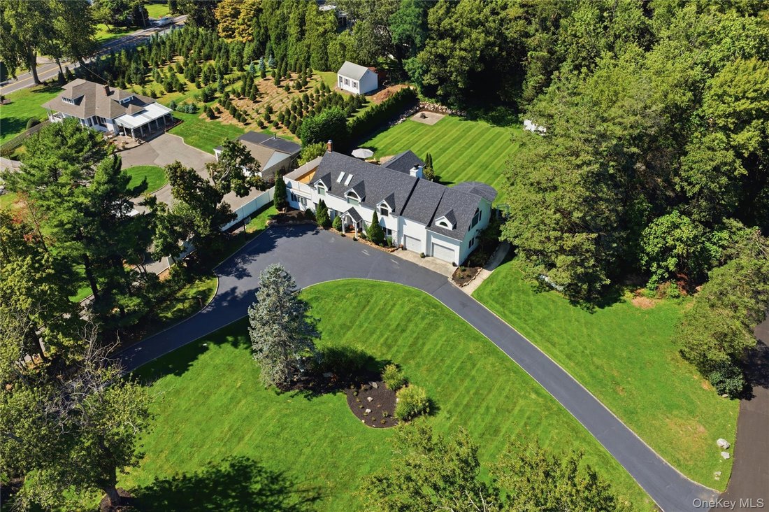 Casa a Greenlawn, New York, Stati Uniti 3 - 18876572