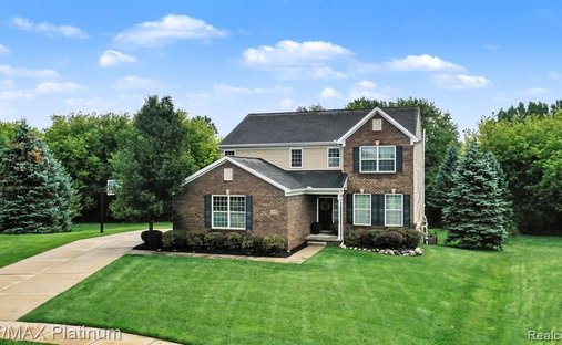 House in Lyon Charter Township, Michigan, United States 1