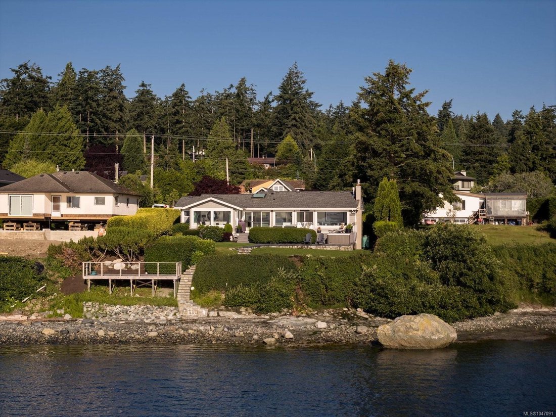 House in North Saanich, British Columbia, Canada 4 - 18876053